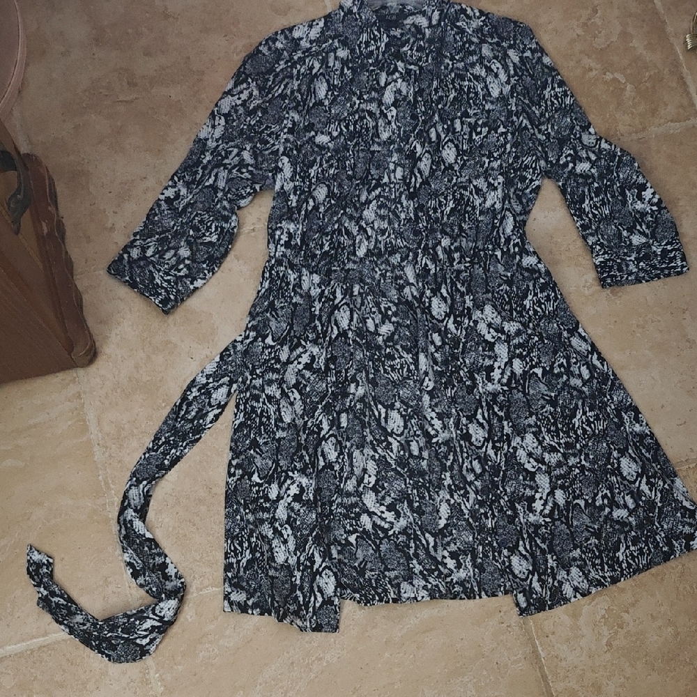 AGB Monochrome Abstract Dress